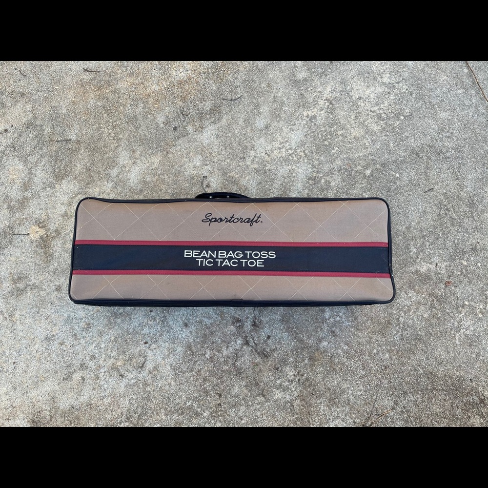 Sports craft bag toss tic-tac-toe